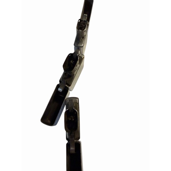 Mixed Lot of Zippos - 9 - Picture 5 of 10